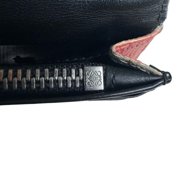 *SOLD* 🚨 -$20 Loewe Leather Long Wallet - Picture 8 of 8